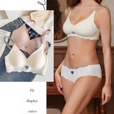 Seamless Ice Silk Lingerie Set with Heart Detail – Soft & Elegant Comfort