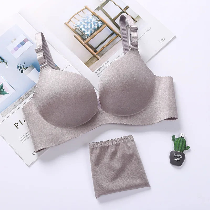 Seamless Wireless Push-Up Bra & Panty Set – 3/4 Cup, Adjustable Straps