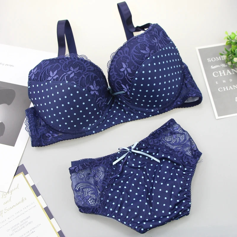 Plus Size Lace Push-Up Bra & Panty Set – Padded BCDE Cup Lingerie for Women